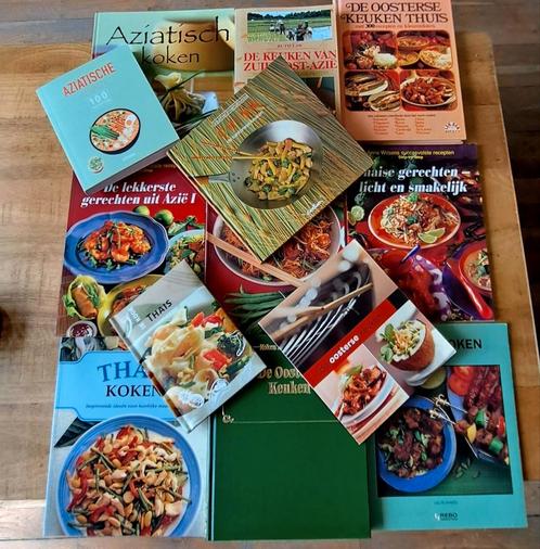Alleen alles in 1 koop Aziatische kookboeken, Boeken, Kookboeken, Gelezen, Azië en Oosters, Ophalen of Verzenden