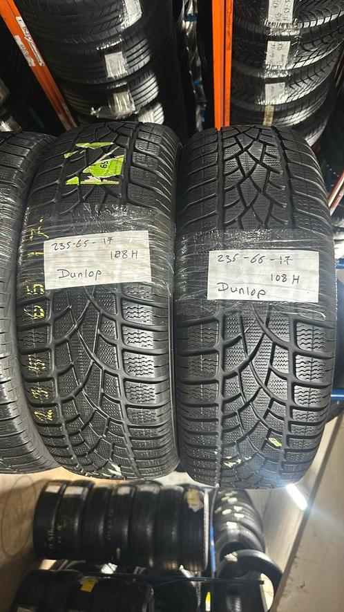 Michelin 235-65-17 108H Winterbanden 7+mm 2 Stuks Dunlop 2x, Auto-onderdelen, Banden en Velgen, Band(en), Winterbanden, 17 inch