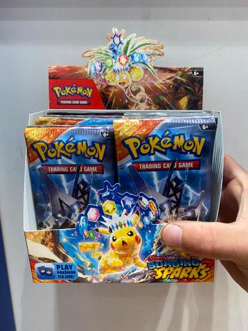 Pokemon kaarten 2 soorten dichte pakjes beschikbaar voor biedingen