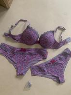 Lingerie Triumph, eigen merk BeeGee, maat 80c en 44, Triump, b-merk bee gee, Ophalen of Verzenden, Setje, Paars