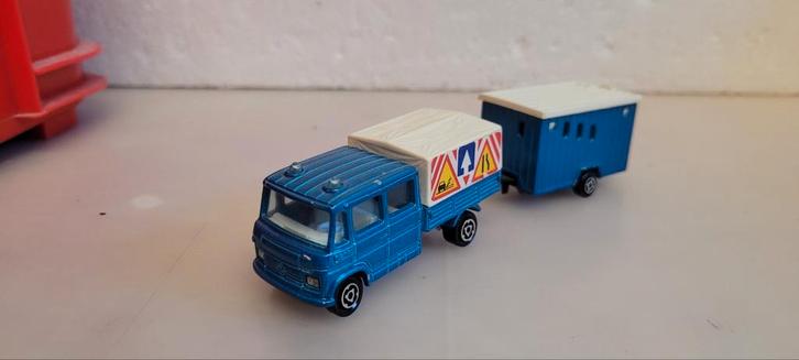 Majorette Mercedes Trax Publics, Hobby en Vrije tijd, Modelauto's | Overige schalen, Zo goed als nieuw, Bus of Vrachtwagen, Ophalen of Verzenden