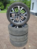 Originele Ford Kuga IV 19 inch velgen zomerbanden NIEUWSTAAT, Gebruikt, Banden en Velgen, Personenwagen, Ophalen