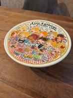 Blond amsterdam taartplateau even bijkletsen, Porselein of Keramiek, Schaal, Rond, Ophalen of Verzenden