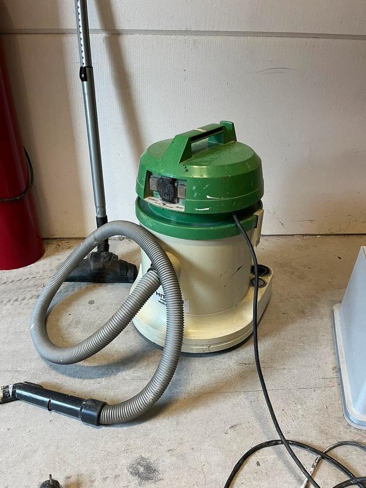 Hitachi Werkplaats Stof-/Waterzuiger, Doe-het-zelf en Verbouw, Overige Doe-het-zelf en Verbouw, Gebruikt, Ophalen of Verzenden