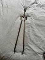 Mooi gedecoreerde antieke vuurtang, Antiek en Kunst, Antiek | Koper en Brons, Ophalen of Verzenden