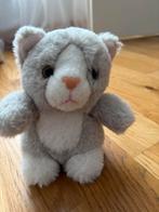 Schattige grijze knuffel kat, Kinderen en Baby's, Speelgoed | Knuffels en Pluche, Ophalen of Verzenden, Zo goed als nieuw, Poes