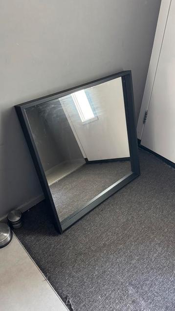 Ikea Nissedal Spiegel 65x65 - Zo Goed Als Nieuw! beschikbaar voor biedingen