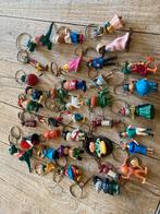 35 oude vintage sleutelhangers, Verzamelen, Sleutelhangers, Ophalen of Verzenden, Gebruikt
