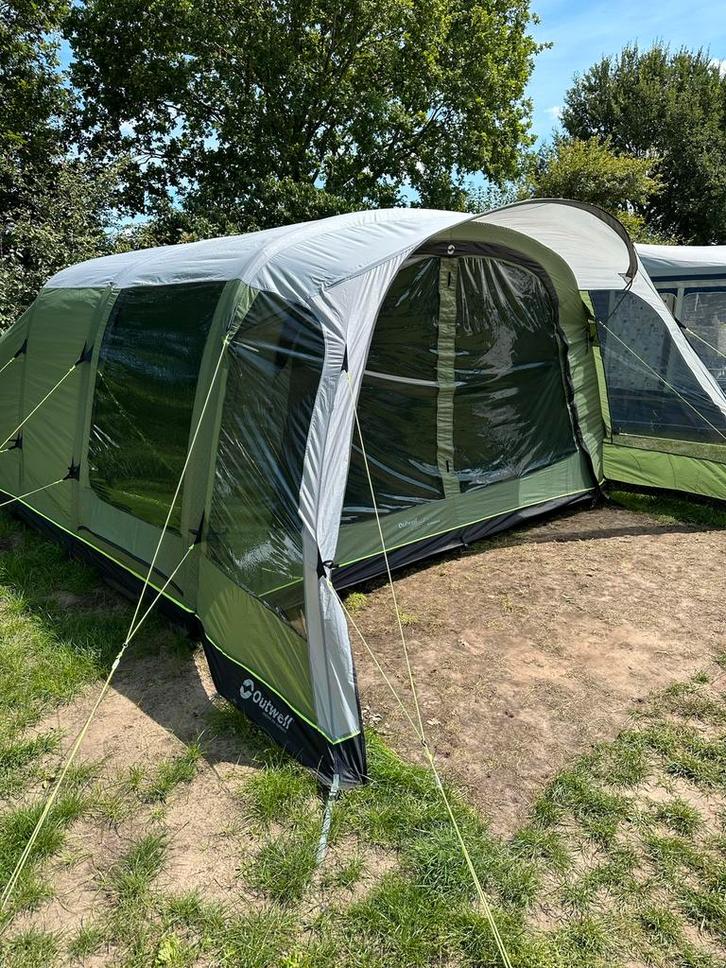Opblaasbare Familietent 6 personen - Outwell Broadlands 6a, Caravans en Kamperen, Tenten, tot en met 6, Gebruikt, Ophalen