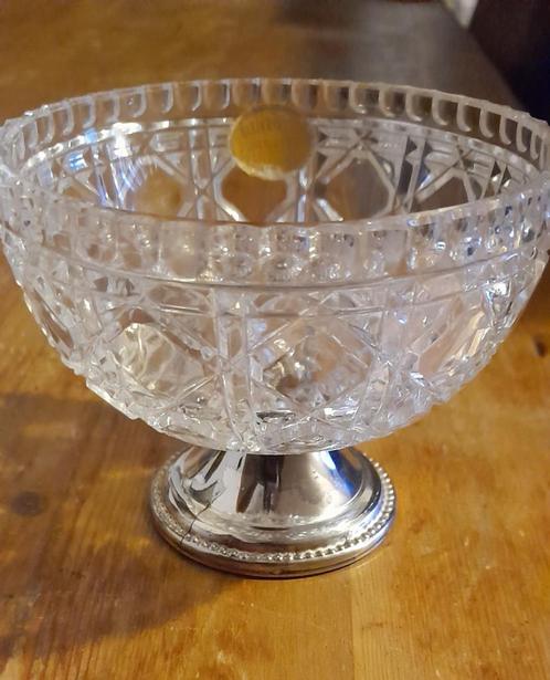 Dekoratieve vintage glazen bonbonschaaltje, Antiek en Kunst, Antiek | Glas en Kristal, Ophalen of Verzenden