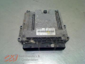 Computer Motormanagement van een Renault Master beschikbaar voor biedingen