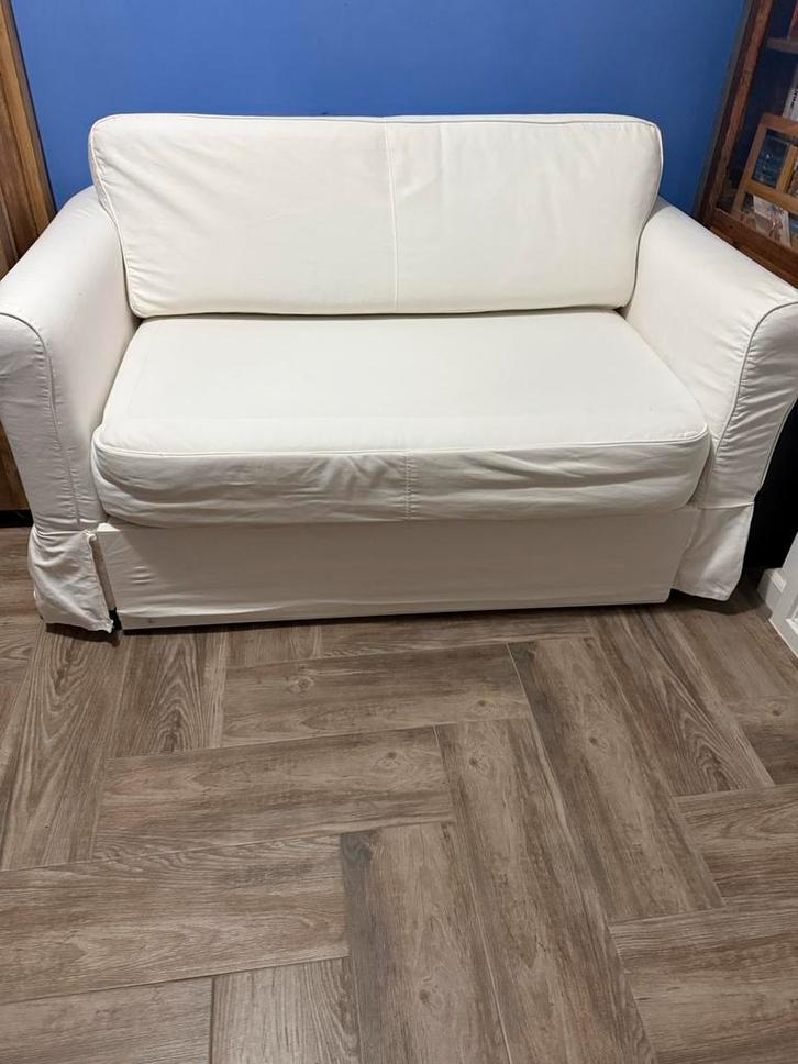 IKEA Hagalund Slaapbank + 2 extra hoezen, Huis en Inrichting, Banken | Sofa's en Chaises Longues, Zo goed als nieuw, Tweepersoons