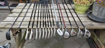 Uitgebreide golfset beschikbaar voor biedingen