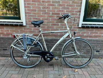 Prachtige lichtlopende Batavus Compass! In nette staat beschikbaar voor biedingen