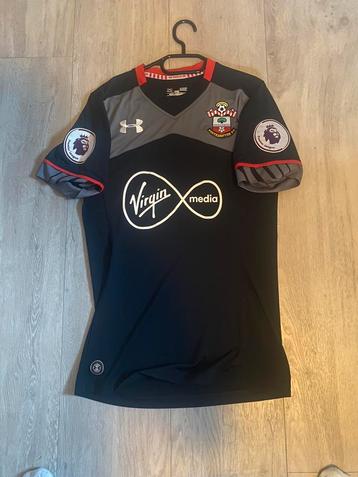 Southampton Fc voetbal shirt maat S / M 2016 2017 beschikbaar voor biedingen