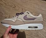 Nike air max 1, lightbone/violet dust phantom maat 43, Ophalen of Verzenden, Zo goed als nieuw, Overige kleuren