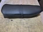 Mooie Origineel Nieuw bekleed kreidler zadel, Rhenen, Van belzen scooters, Ophalen of Verzenden, Zadel