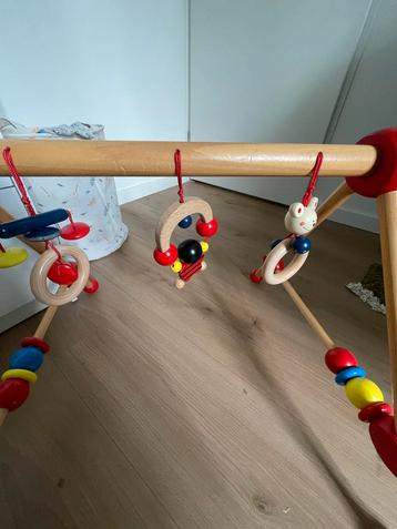 Houten Babygym beschikbaar voor biedingen