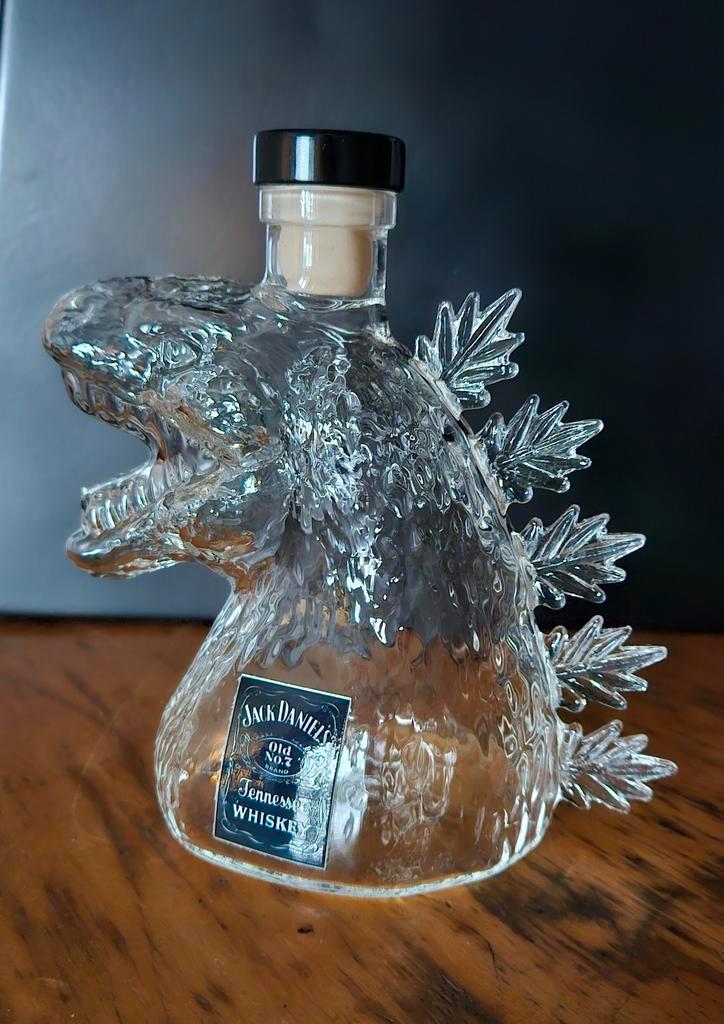 Godzilla whiskey of drank fles., Huis en Inrichting, Woonaccessoires | Overige, Nieuw, Ophalen of Verzenden