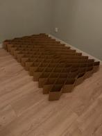 Kartonnen bed, Huis en Inrichting, Slaapkamer | Bedden, Ophalen, Overige materialen, Zo goed als nieuw, Twijfelaar