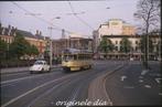 h1056: dia van HTM PCC 1235, Den Haag Vijverdam, ca. 1980, Ophalen of Verzenden, Gebruikt, Tram, Kaart of Prent