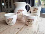 Kan met 4 mokken "Autumnal Colair" van Jet ter Steege, Ophalen of Verzenden, Zo goed als nieuw, Overige stijlen, Kop(pen) en/of Schotel(s)
