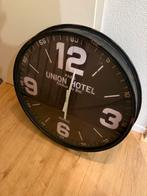Grote Industriële Wandklok - 80cm, Ophalen, Gebruikt, Analoog, Wandklok