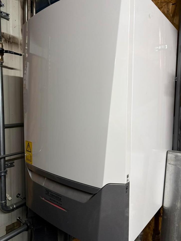 Remeha Quinta Ace 45 bouwjaar 2020 BIEDEN !, Doe-het-zelf en Verbouw, Verwarming en Radiatoren, Gebruikt, Cv-ketel of Combi-ketel