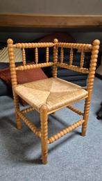 Eikenhouten hoekstoeltje met rieten zitting, Huis en Inrichting, Ophalen, Gebruikt, Bruin, Hout
