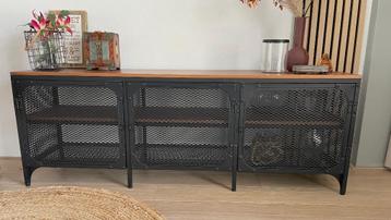 Fjallbo Industriële Kast Stoer Dressoir Metaal Hout IKEA TV 