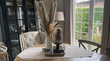 Ornament met Glazen Stolp beschikbaar voor biedingen