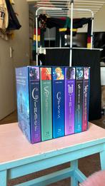 The lunar chronicles paperback boxset fantasy YA, Boeken, Gelezen, Ophalen