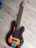 Squier P/J Bass - Veelzijdige Basgitaar, Ophalen of Verzenden, Gebruikt, Elektrisch