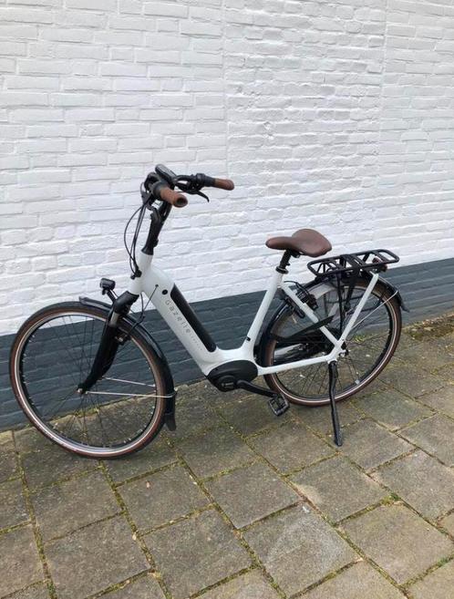 Gazelle Grenoble 2023 Wit, Fietsen en Brommers, Elektrische fietsen, Zo goed als nieuw, Gazelle, 51 tot 55 cm, 50 km per accu of meer