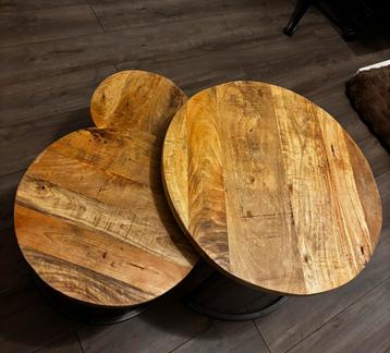 Set van drie salontafels mango hout grijs metalen onderstel beschikbaar voor biedingen