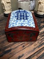 Chinese lakscherfdoos porselein deksel blauw wit chinees, Antiek en Kunst, Ophalen of Verzenden