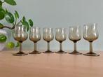 Zes vintage likeurglazen van rookglas, Luminarc France, Verzamelen, Glas en Borrelglaasjes, Ophalen of Verzenden