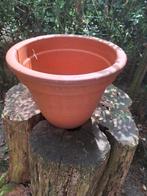 Aardewerk terracotta bloempot, Ophalen, Zo goed als nieuw, Rond, 25 tot 40 cm
