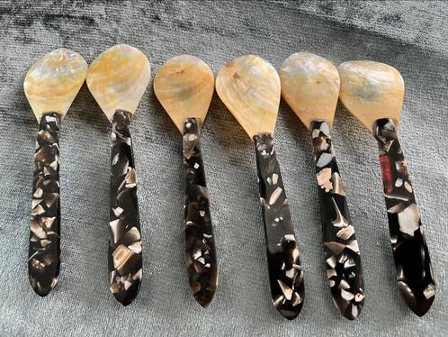 Parelmoer lepeltjes kaviaarlepeltjes handmade eierlepeltjes, Huis en Inrichting, Keuken | Bestek, Ophalen of Verzenden