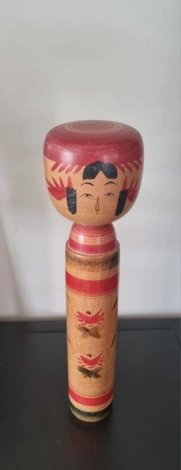 Mooie Yamagata Kokeshi van Hiraga Mayo (ca. 1978) beschikbaar voor biedingen