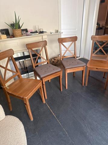 4x Ikea Leksvik Massief Houten Stoelen beschikbaar voor biedingen