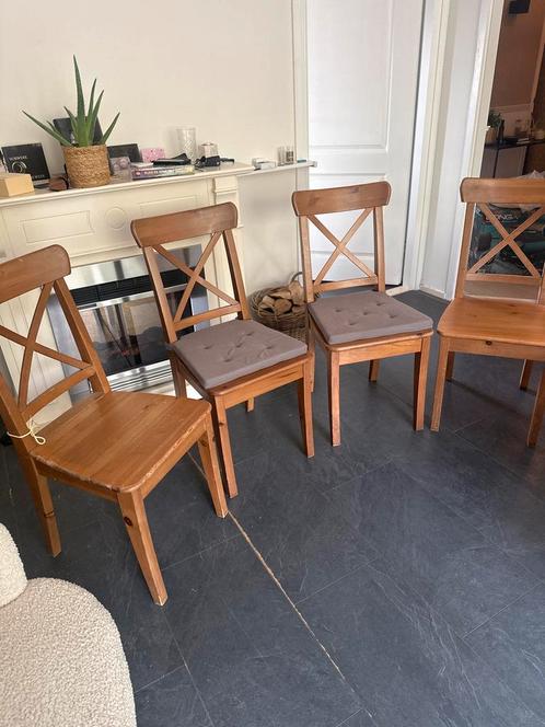 4x Ikea Leksvik Massief Houten Stoelen, Huis en Inrichting, Stoelen, Gebruikt, Vier, Hout, Bruin, Ophalen of Verzenden