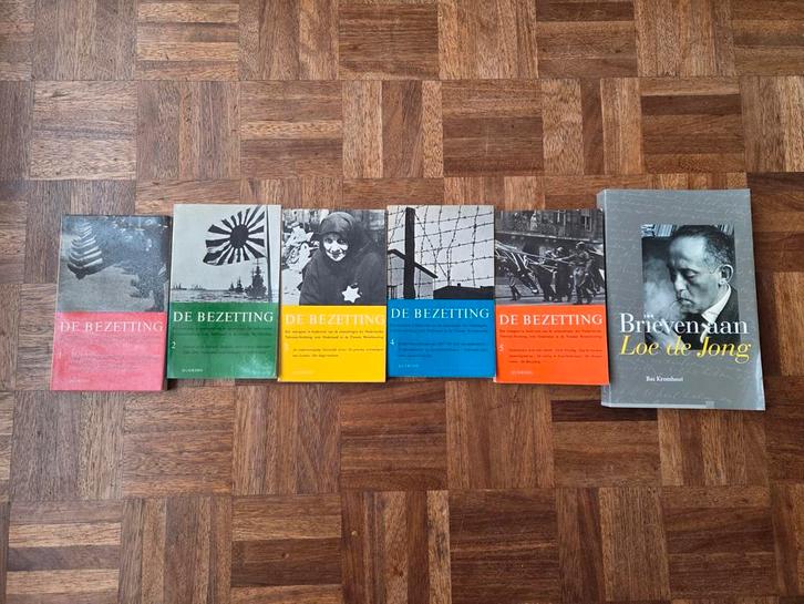 De Bezetting - Loe de Jong - Complete Serie, Boeken, Geschiedenis | Vaderland, Gelezen, 20e eeuw of later, Ophalen