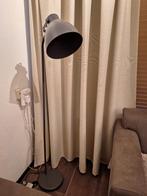 Staande lamp / vloerlamp kleur antraciet, Huis en Inrichting, Ophalen, Zo goed als nieuw, Metaal, 150 tot 200 cm