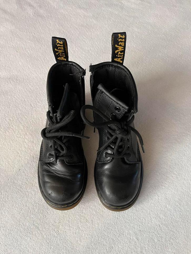 Dr. Martens kinderschoenen maat 28, Kinderen en Baby's, Kinderkleding | Schoenen en Sokken, Gebruikt, Laarzen, Jongen of Meisje