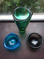 2 glazen schaaltjes  1 vaas jaren 50 60 groen blauw bruin, Ophalen of Verzenden