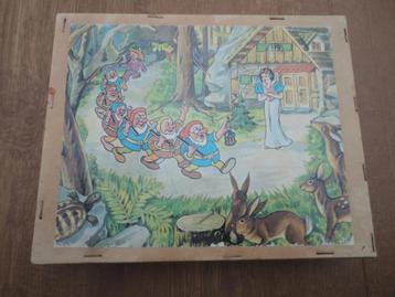 Mooie oude Disney blokkenpuzzel van Sneeuwwitje + 7 dwergen beschikbaar voor biedingen