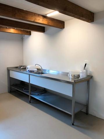 RVS spoeltafel, 3100mm lang, Horeca beschikbaar voor biedingen