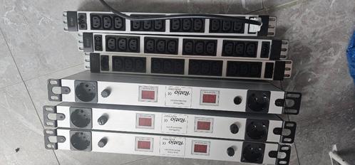 Ratio Electric Dual Power Monitoring PDU’s (rackmount), Doe-het-zelf en Verbouw, Elektra en Kabels, Zo goed als nieuw, Overige typen