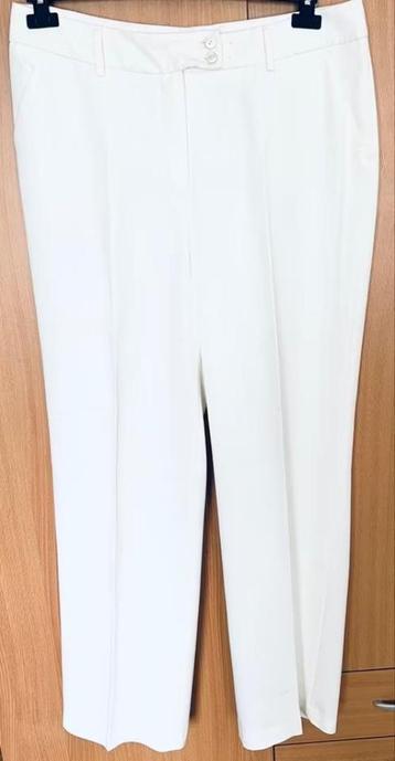 Gardeur pantalon maat 44[dm] wit beschikbaar voor biedingen